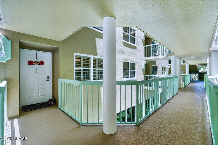 THIS CONDO COMES FULLY FURNISHED. Welcome to luxury coastal - photo 3