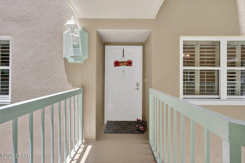 THIS CONDO COMES FULLY FURNISHED. Welcome to luxury coastal - photo 5
