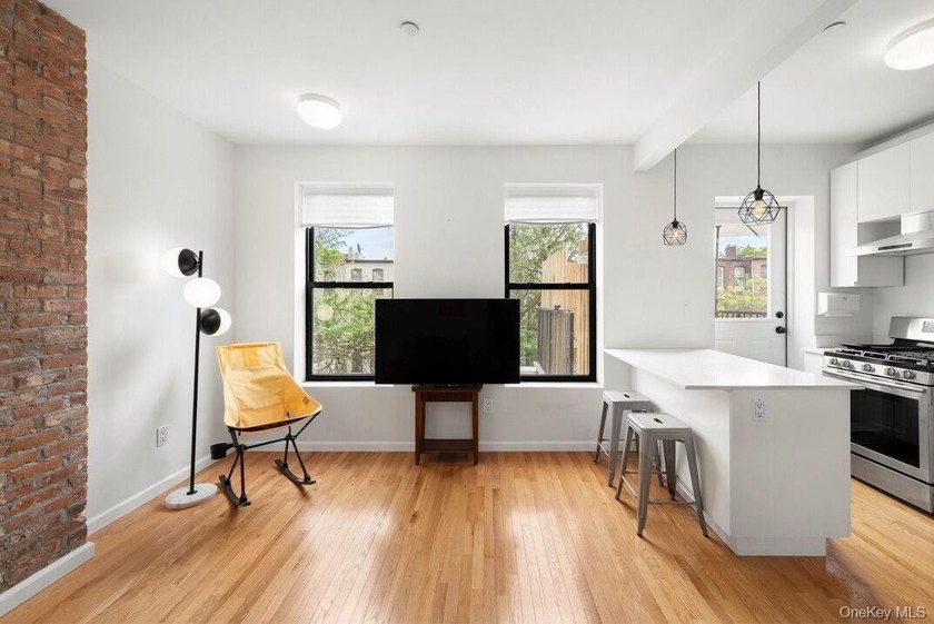 **774 Greene Avenue Bedford-Stuyvesant** Situated on a - photo 9