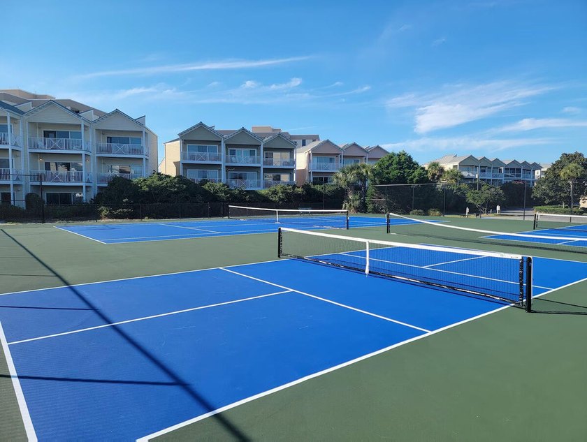Rare opportunity to own a spacious 3-bedroom, 2-bath with two - photo 27