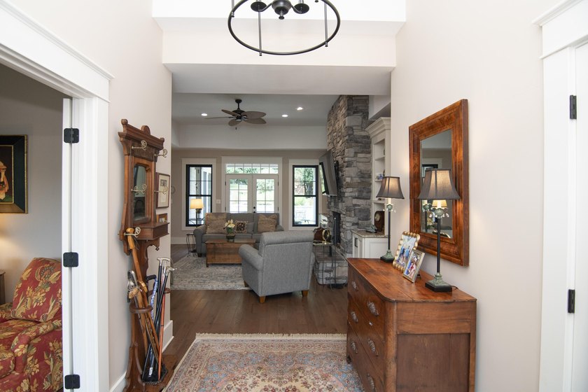 Like-new custom home in Greenbrier Pines, one of Lewisburg's - photo 2