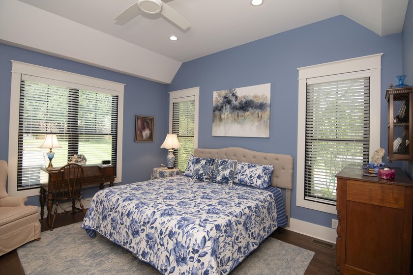 Like-new custom home in Greenbrier Pines, one of Lewisburg's - photo 8