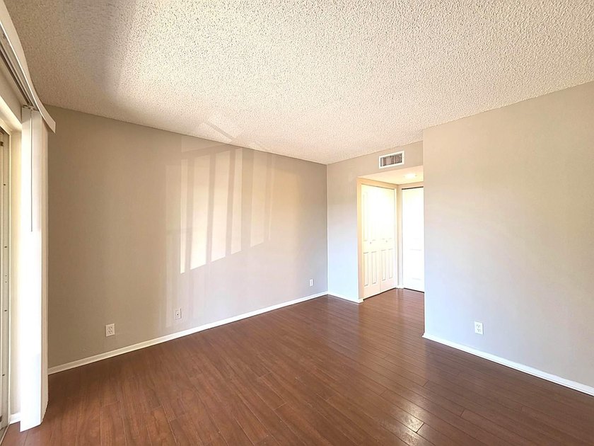 PRICE JUST REDUCED TO BELOW MARKET! Great Value for this just - photo 16