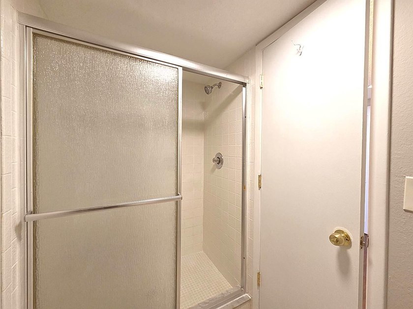PRICE JUST REDUCED TO BELOW MARKET! Great Value for this just - photo 22