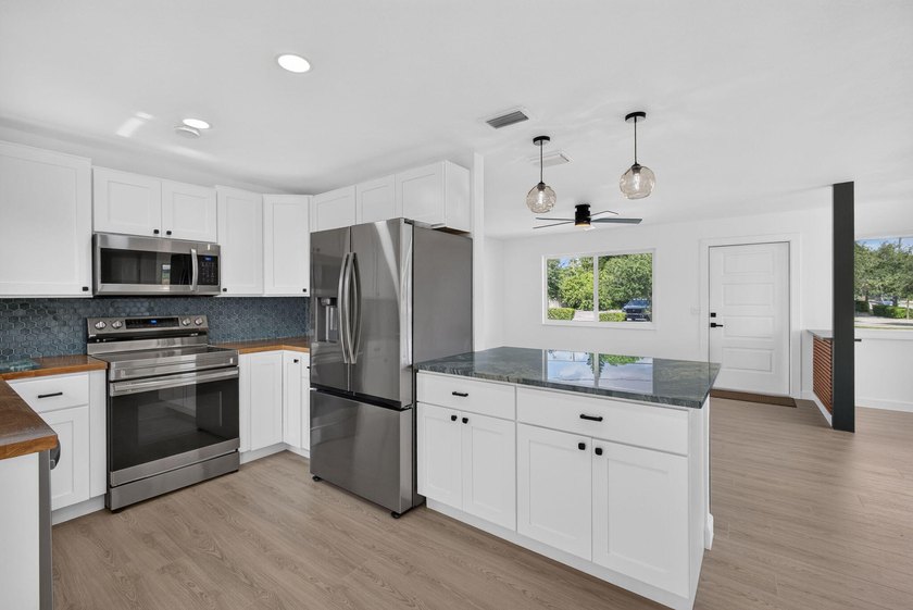 It's like living in a brand new house! Completely renovated 4 - photo 19