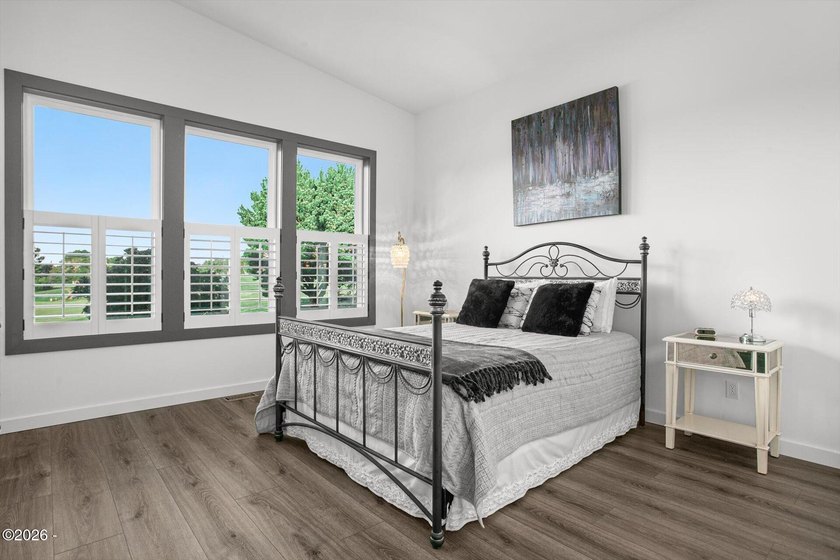 Golf Course Views, Coastal Breezes &amp; Easy Living Enjoy the best - photo 23