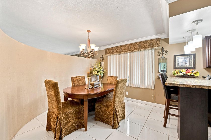 Welcome to this spacious 3-bedroom, 3-bathroom home located in - photo 28