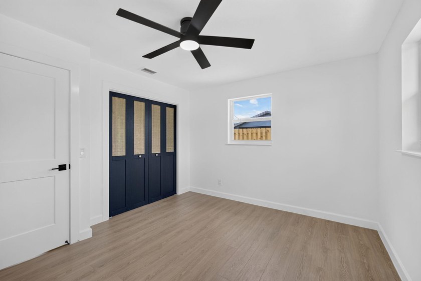 It's like living in a brand new house! Completely renovated 4 - photo 31