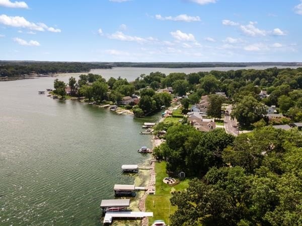 More Pictures coming soon! This is the lakefront lifestyle - photo 6