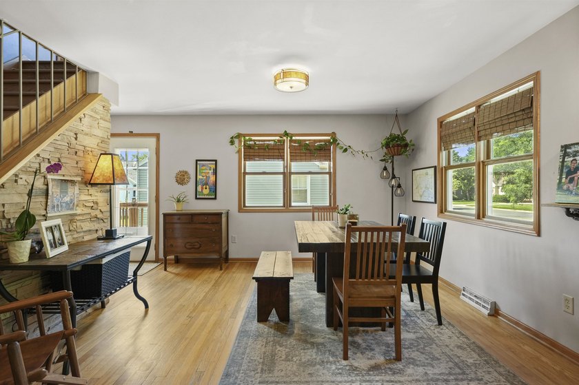 Showings begin on July 17, 2026 @NOON Beautifully updated - photo 7