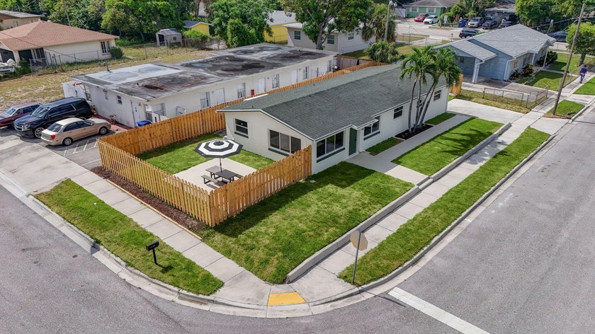 It's like living in a brand new house! Completely renovated 4 - photo 49