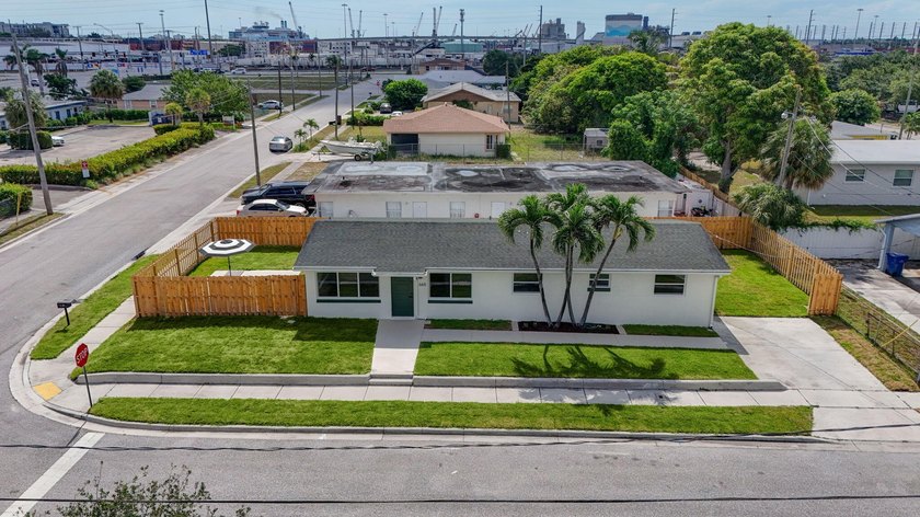 It's like living in a brand new house! Completely renovated 4 - photo 50