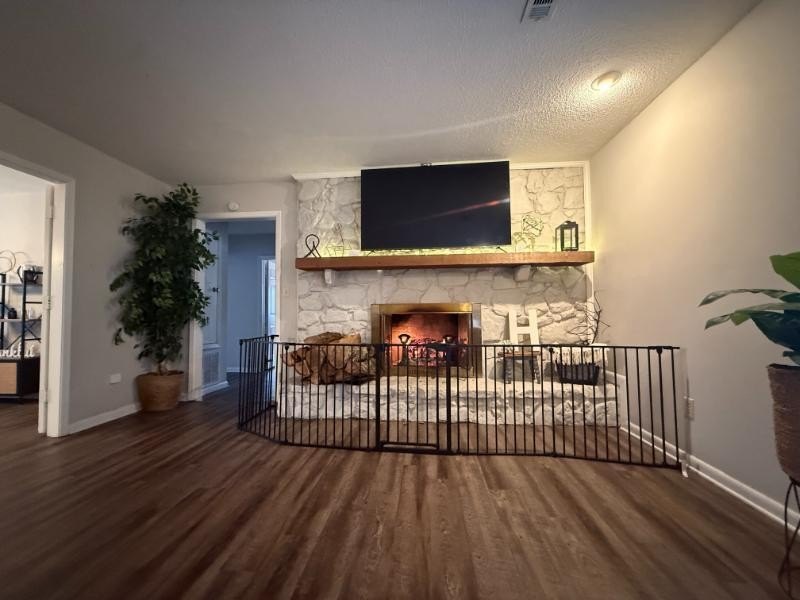 This home has everything you need! Don't miss this stunning - photo 11