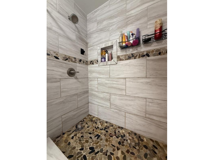This home has everything you need! Don't miss this stunning - photo 27