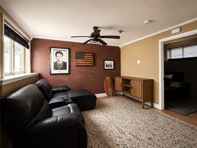 Tottenville-Fully detached two family home, 7 room duplex over a - photo 32