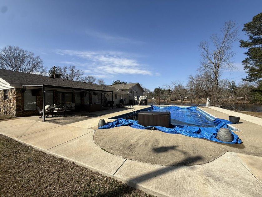 This home has everything you need! Don't miss this stunning - photo 37