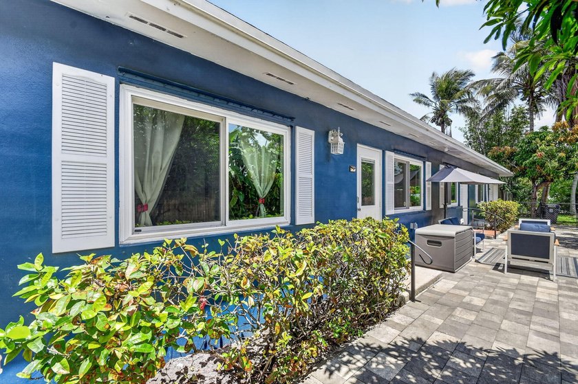 Now considering BACKUP OFFERS! Owner owned and occupied DUPLEX - photo 5