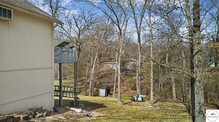 Lake of the Ozarks retreat located in the desirable Keithley's - photo 40