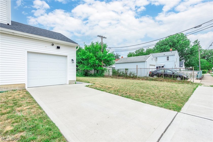 Great location just one block from Euclid High School! Enjoy low - photo 6