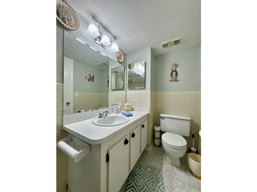 Welcome home to your well-maintained 2BR/2BA condo just steps - photo 23