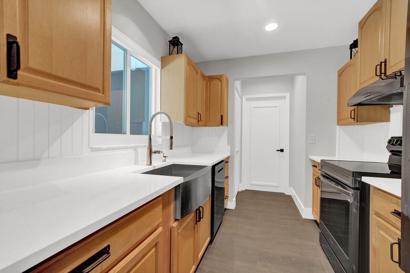 If you are looking for an extremely Clean &amp; well maintained Home - photo 16