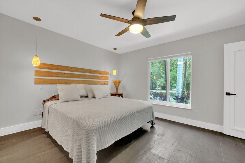 If you are looking for an extremely Clean &amp; well maintained Home - photo 24