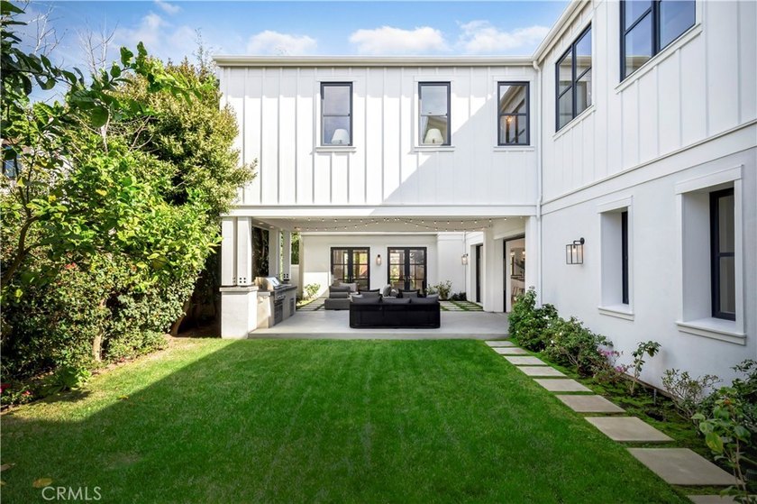 Welcome to 2217 Laurel Place -a bespoke architectural gem tucked - photo 30