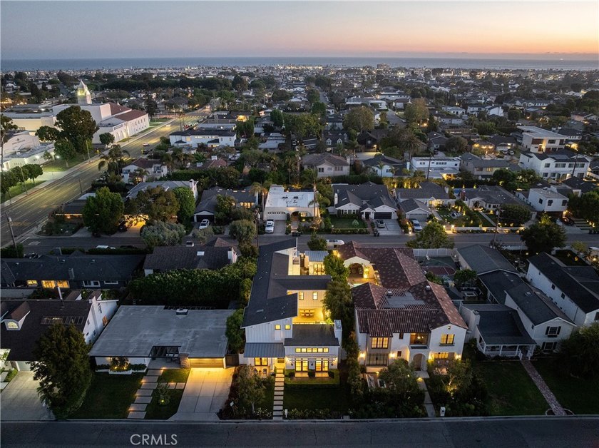 Welcome to 2217 Laurel Place -a bespoke architectural gem tucked - photo 34