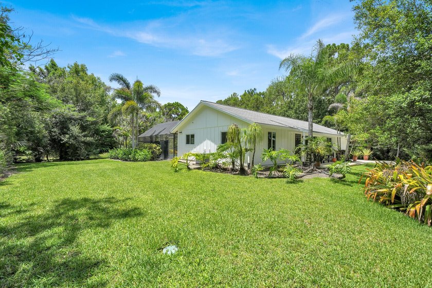 If you are looking for an extremely Clean &amp; well maintained Home - photo 39