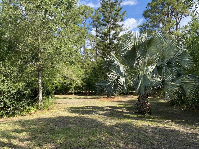 If you are looking for an extremely Clean &amp; well maintained Home - photo 47