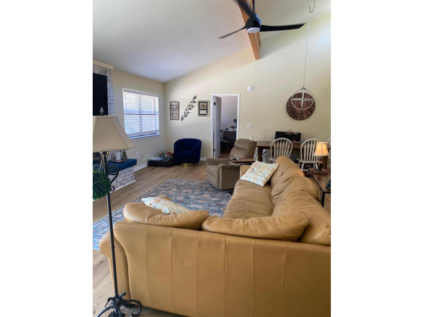 RECENTLY UPDATED (approximately $75,000 in upgrades) 3 BR 2 BA - photo 11