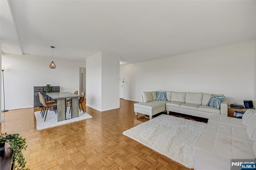 Welcome to Horizon House, one of Fort Lee's premier full-service - photo 8