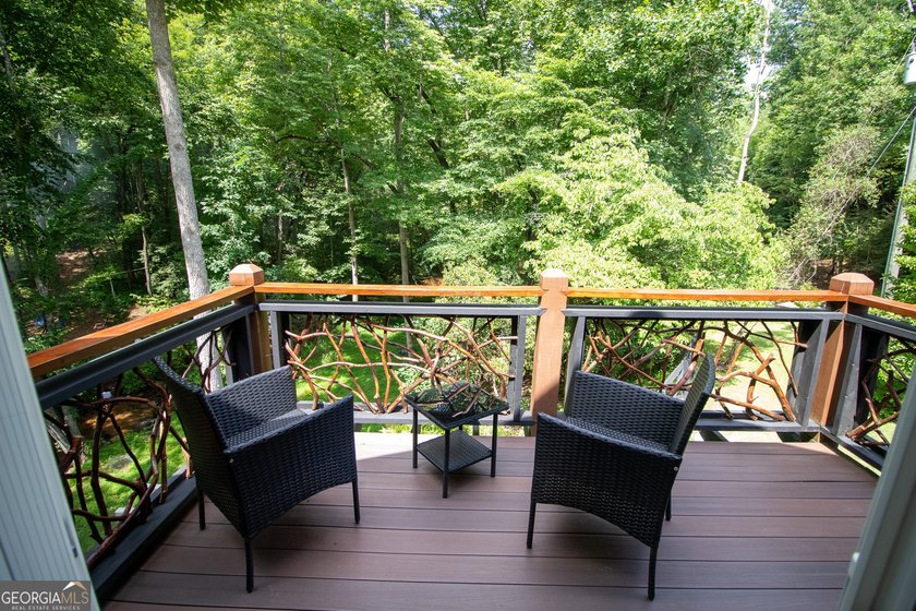 Welcome to a truly extraordinary mountain retreat that offers - photo 36