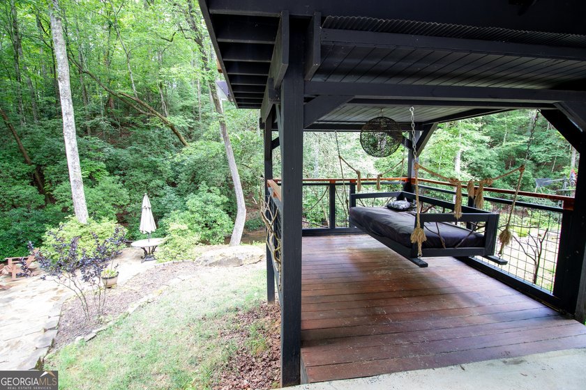 Welcome to a truly extraordinary mountain retreat that offers - photo 43