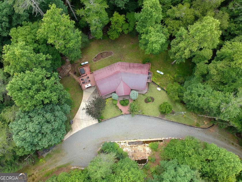 Welcome to a truly extraordinary mountain retreat that offers - photo 50
