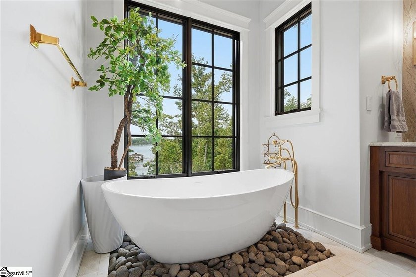 Located in one of the most sought after areas in the Reserve at - photo 21