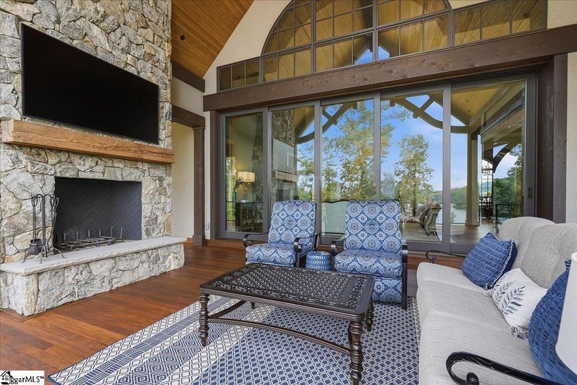 Located in one of the most sought after areas in the Reserve at - photo 25