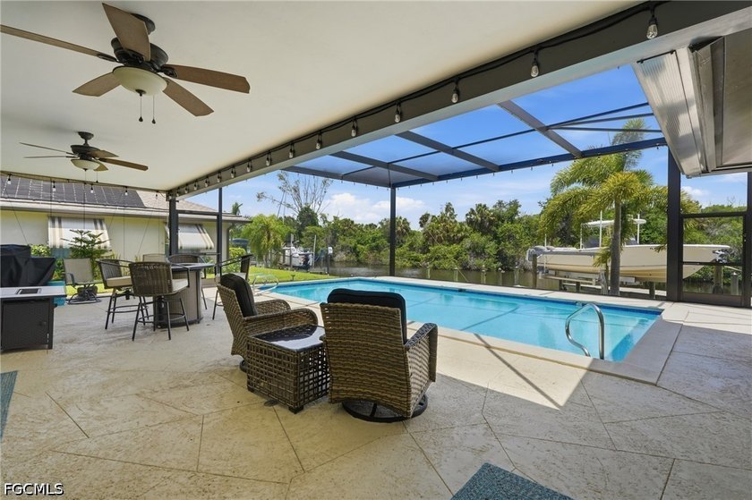 DIRECT GULF ACCESS WITH PRESERVE VIEWS, SOUTHERN EXPOSURE, TWO - photo 8