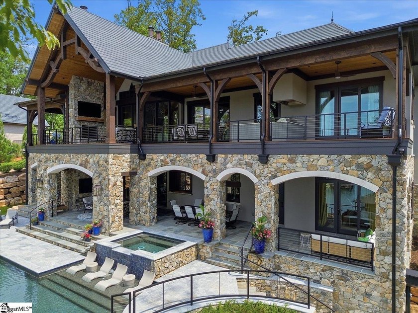 Located in one of the most sought after areas in the Reserve at - photo 48