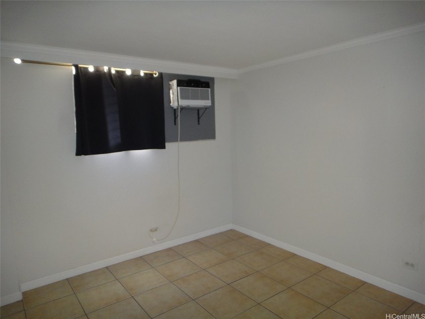 SERENE &amp; COZY (1) BEDROOM &amp; BATHROOM APARTMENT &amp; COVERED/SECURED - photo 12