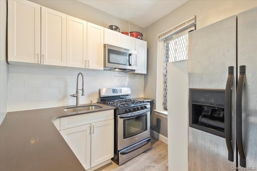 This spacious 3 Bedroom 2 Bath HDFC Coop is located in the - photo 3