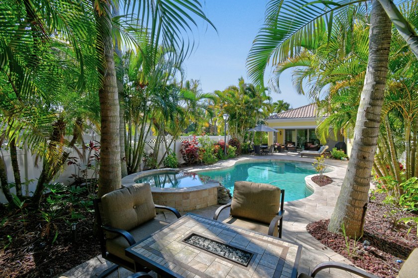The Abacoa pool home you've been waiting for! Featuring - photo 6