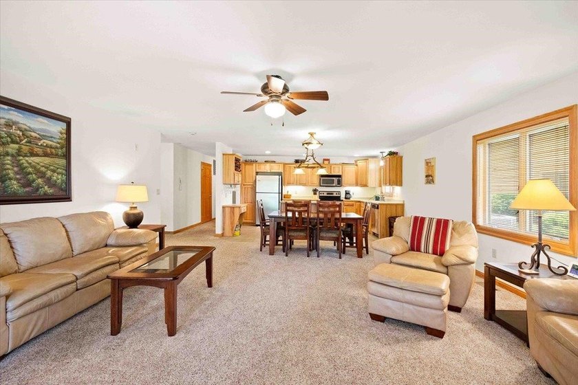 CASTLE ROCK LAKE RETREAT!! Spectacular Golf Course views are - photo 6