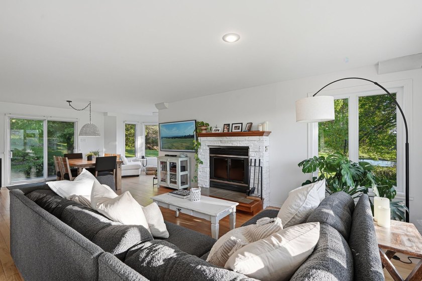 Perchee sur la colline Spring Hill, cette propriete privee - photo 8