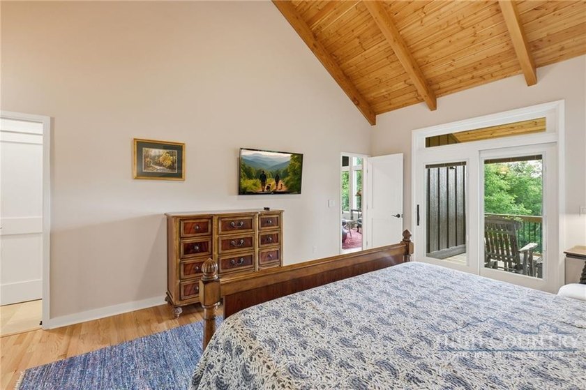 Built in 2023 and perched just moments from Blowing Rock in Echo - photo 31