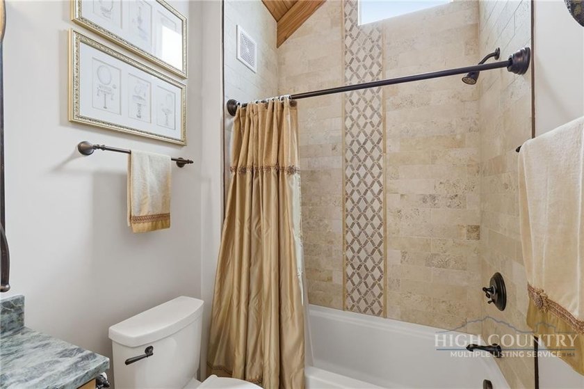 Built in 2023 and perched just moments from Blowing Rock in Echo - photo 36