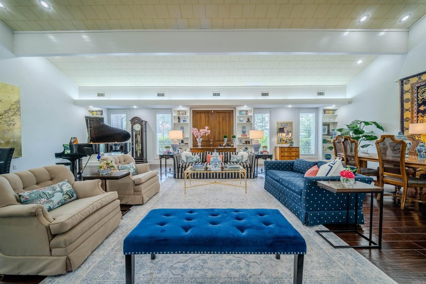 Welcome to 410 Hazel Circle, a beautiful custom-built home - photo 4