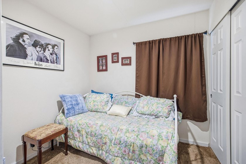 Located in a well-maintained 55+ senior community in Tulare - photo 14