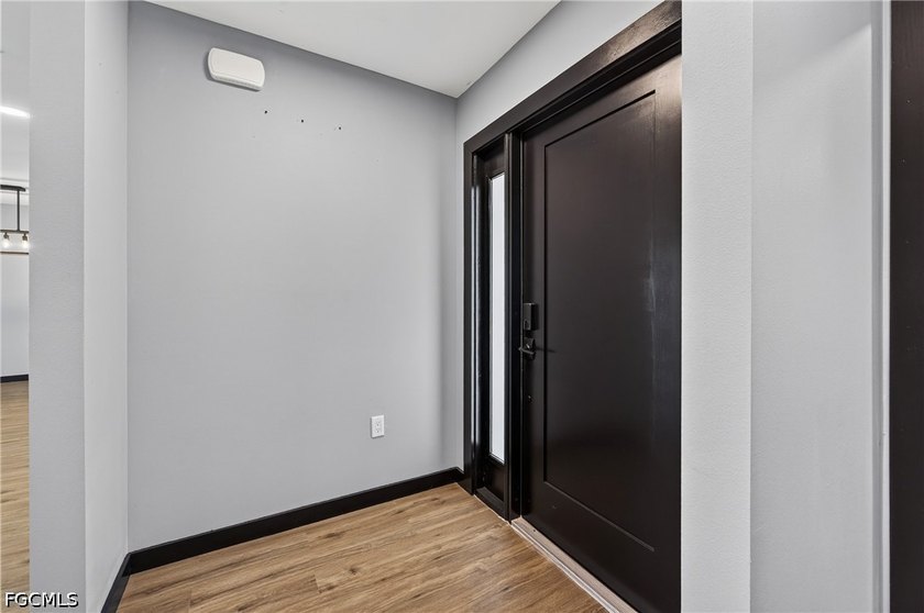 Fully Remodeled 3BR/2BA with Impact Windows &amp; New Roof. Welcome - photo 5