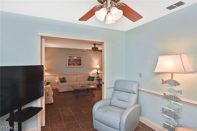FIRST FLOOR- unit 2 Two bedroom plus a den being sold TURNKEY - photo 6